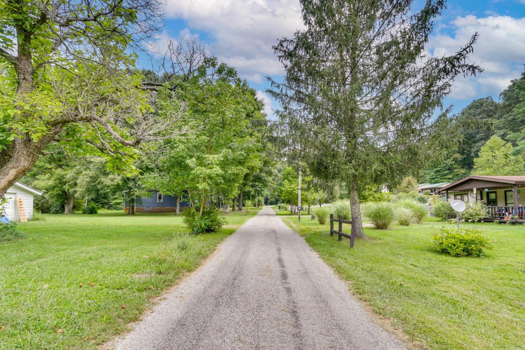 Cottage With Yard And Grill About 21 Mi To Hocking Hills! Nelsonville Exterior photo
